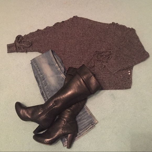 Miracle Sweaters - Cropped Knitted Off Shoulder Tie-Up Sleeve Sweater